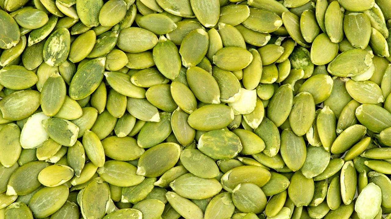 Doctors Recommend Eating Pumpkin Seeds in Moderation