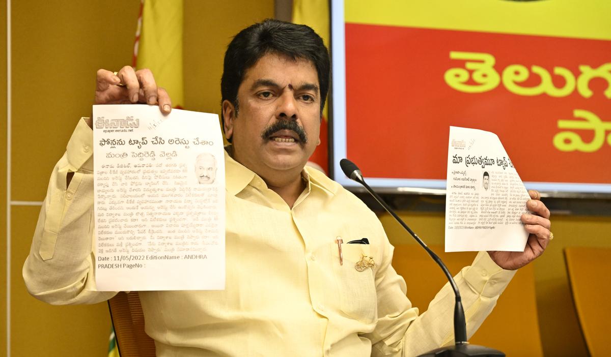 బొండా ఉమాకు టీడీపీ షోకాజ్ నోటీసు