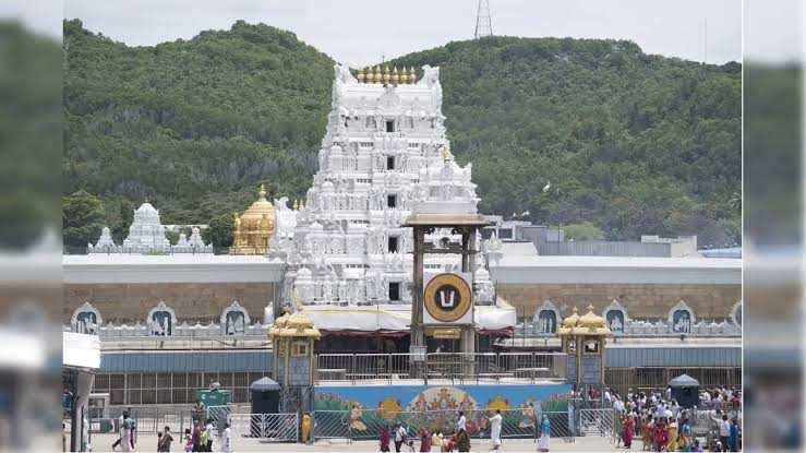 తిరుమల దర్శన టికెట్లపై పునరాలోచించాలి.. టీటీడీకి బీసీ నేత విజ్ఞప్తి