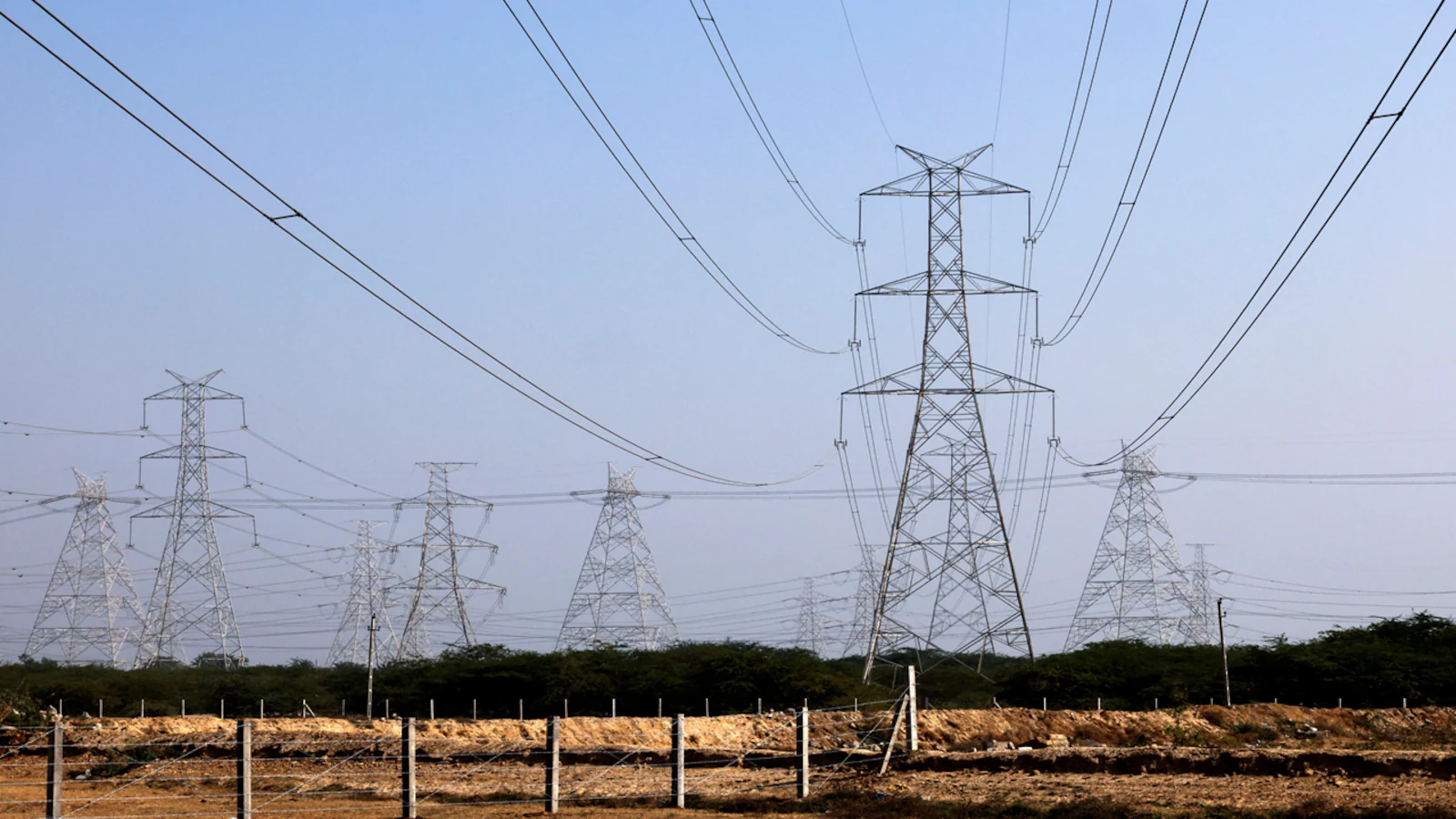 Centre Plans Major Changes in Power Distribution Sector