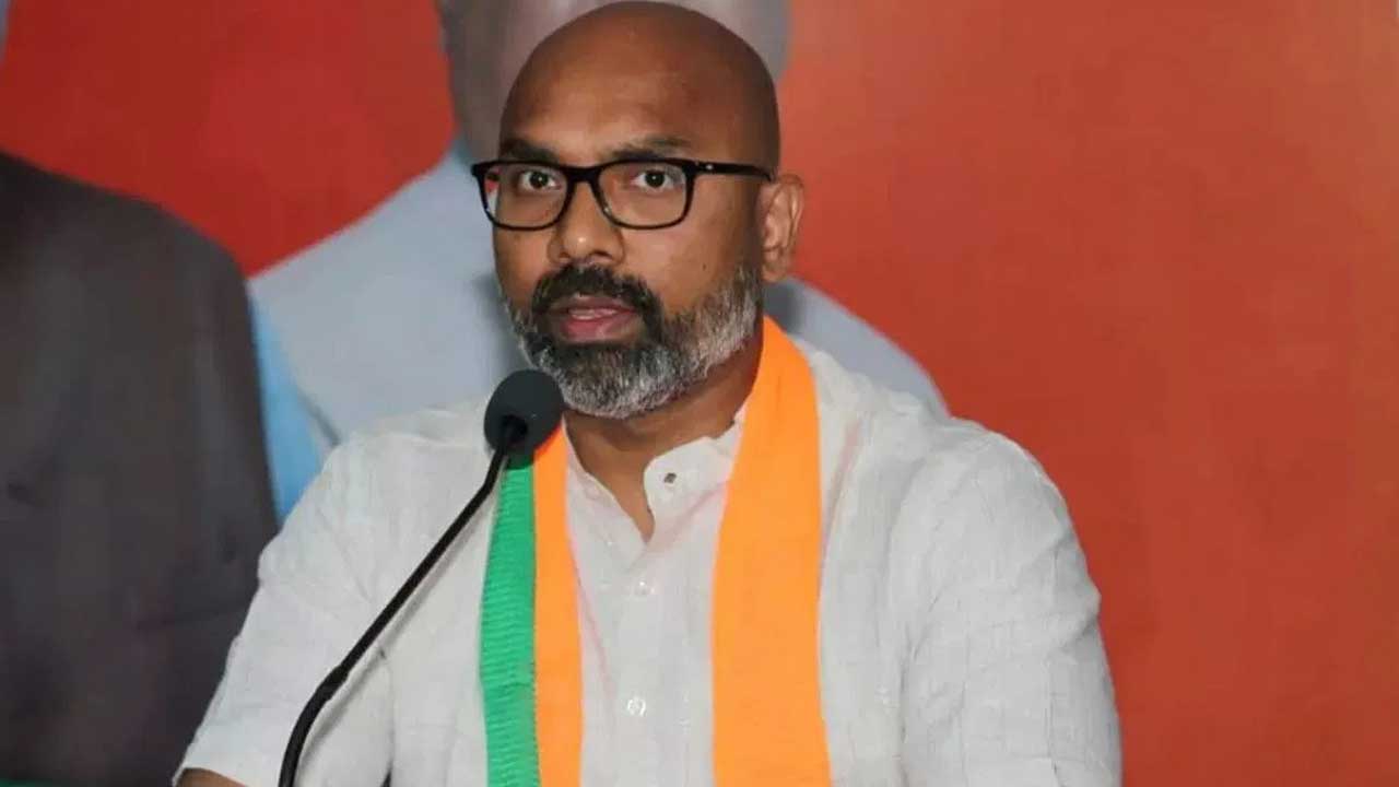 MP Arvind Slams CM Revanth Reddy Over Remarks on Students