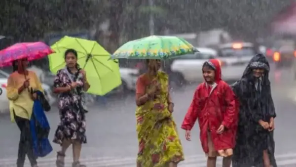 Rain Alert for AP and Telangana: Heavy Showers, Thunderstorms Expected