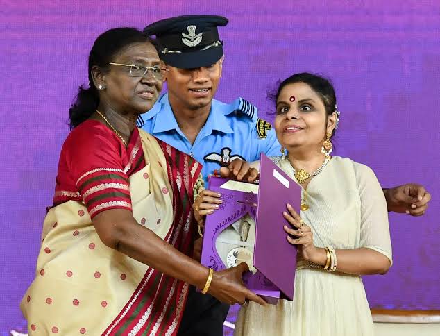 వైకోం విజయలక్ష్మికి జాతీయ పురస్కారం.. కన్నీటి నుంచి కీర్తి వరకు