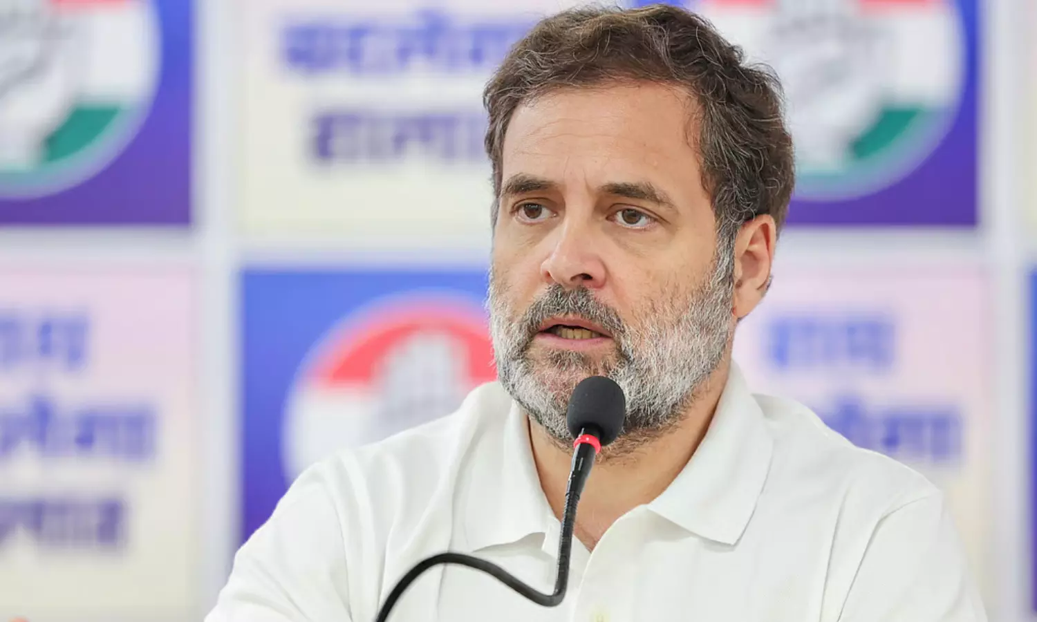 పోలీసుల తీరుపై రాహుల్ గాంధీ ఆగ్రహం