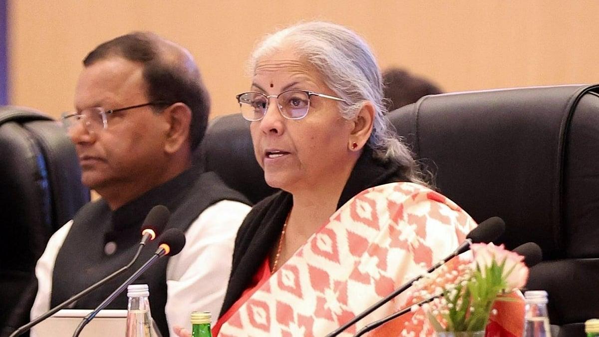 ‘వికసిత్ భారత్ 2047’ కోసం బ్యాంకింగ్ రంగంపై ఉన్నతస్థాయి కమిటీ: నిర్మలా సీతారామన్