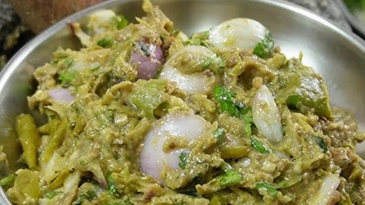 Experts Suggest Easy Andhra Green Chili Chutney Recipe