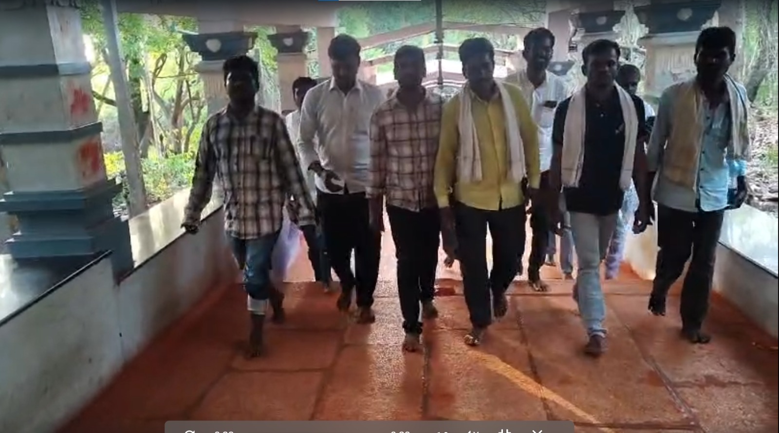 వర్షాల కోసం వెంకన్నను వేడుకున్న నిర్మల్ రైతులు..