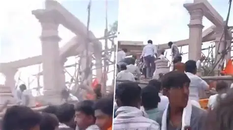 మహారాష్ట్రలో ఆలయ విషాదం.. క్షణాల్లో కూలిపోయిన మండపం
